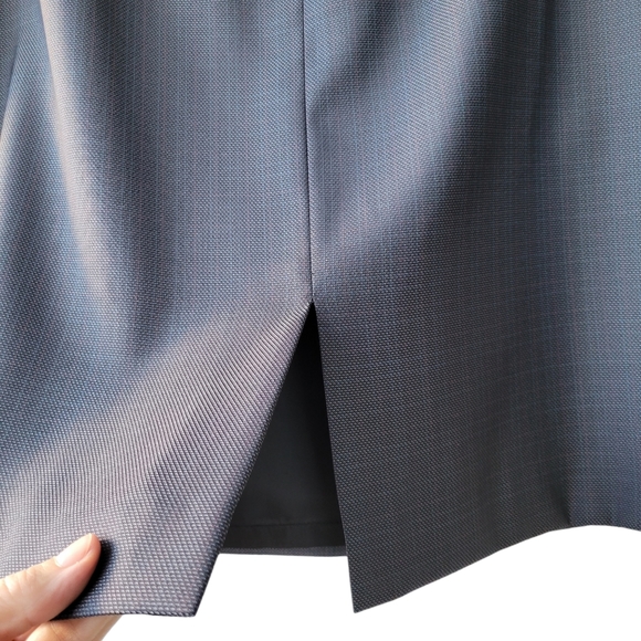 Tahari grey skirt suit women's size 14 - Picture 14 of 17